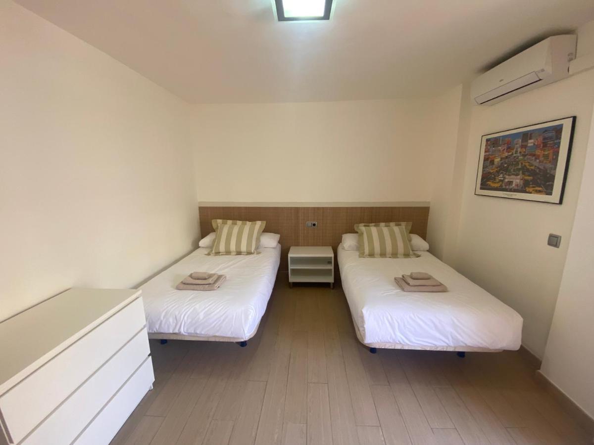 Albamar Frontline Beach Apartment 3 Bedrooms Fuengirola Bagian luar foto