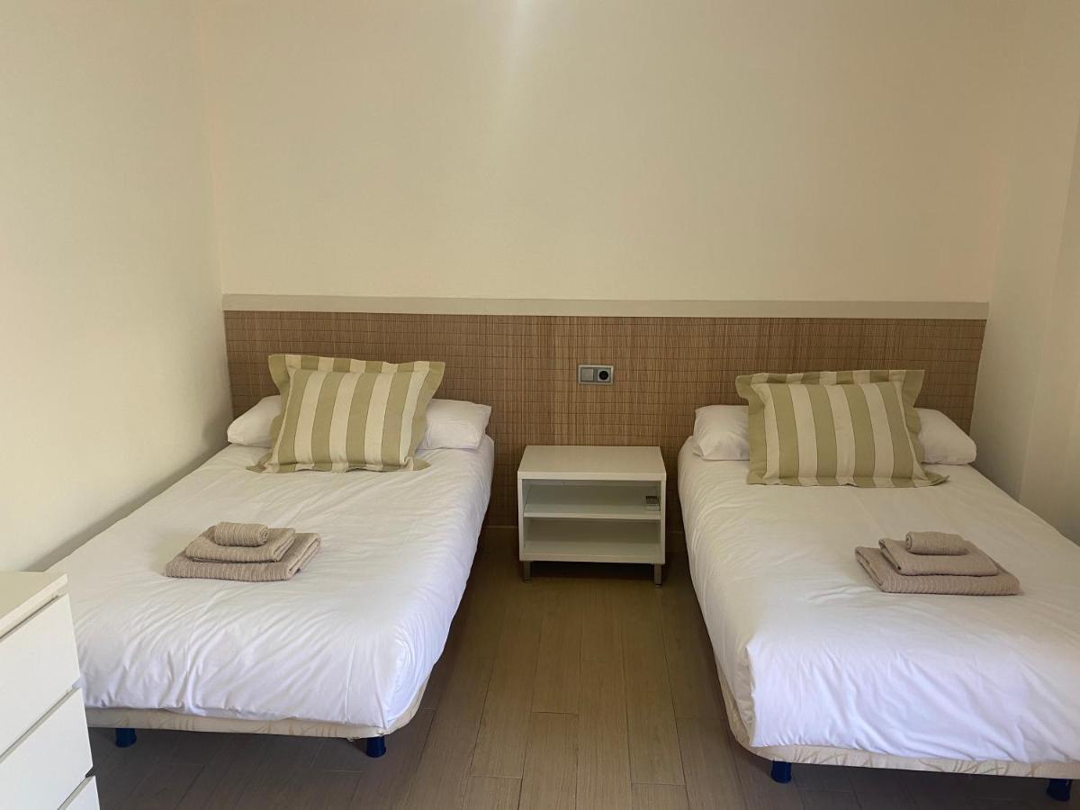 Albamar Frontline Beach Apartment 3 Bedrooms Fuengirola Bagian luar foto